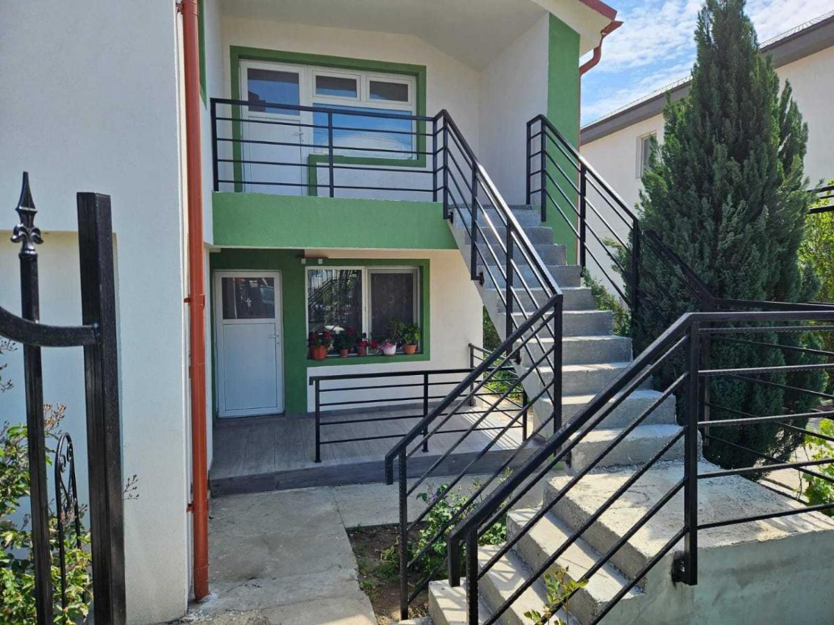 Muzicii 11 - Cozy Seaside Apartments Năvodari Exteriör bild